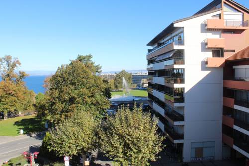 Thonon-les-Bains France Booking Discount booking.com