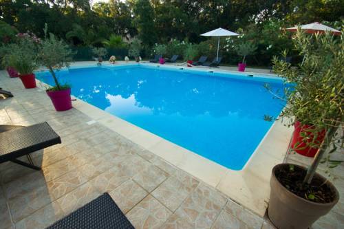 Linguizzetta France Réservation Réduction booking.com