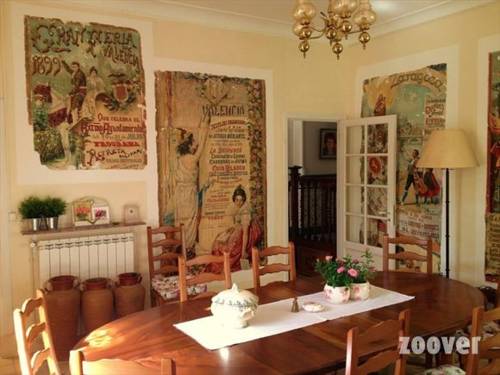 Caylus France Réservation Réduction booking.com