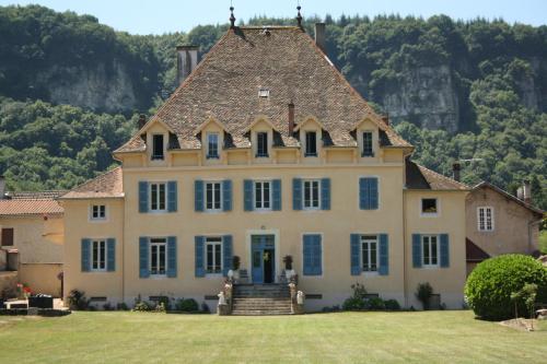 Vertrieu France Booking Discount agoda.com