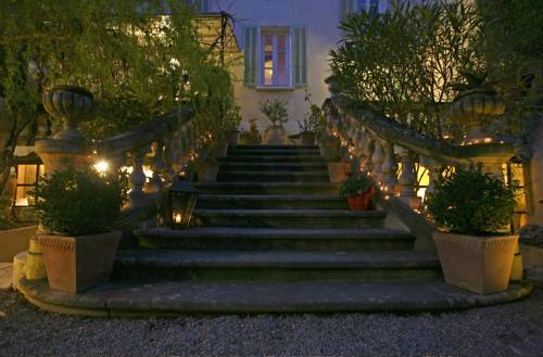 Nyons France Booking Discount booking.com