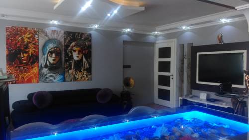 İzmir Turkey Booking Discount booking.com