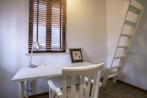 Shanghai China Booking Discount booking.com