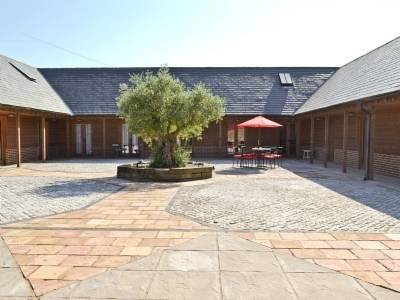 Acrise United Kingdom Booking Discount booking.com