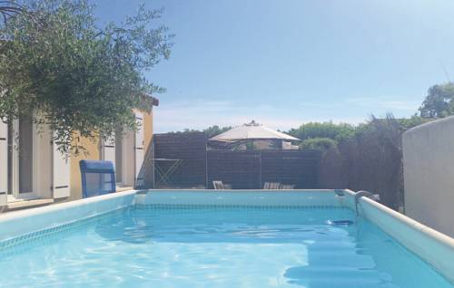 Plaissan France Booking Discount booking.com