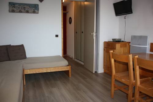 Les Coches France Booking Discount booking.com