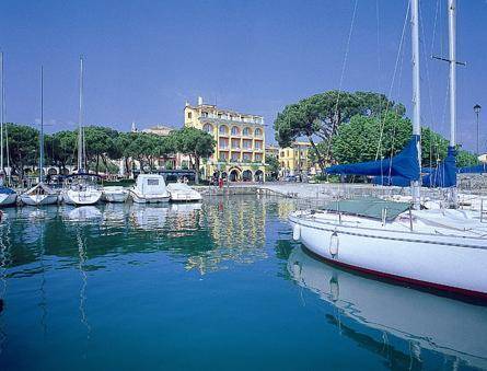 Desenzano del Garda Italie Réservation Réduction booking.com