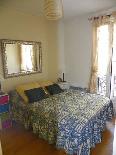 Paris France Réservation Réduction booking.com