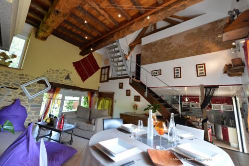 Tinténiac France Booking Discount booking.com