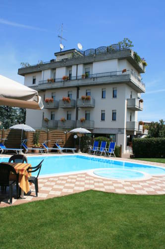 Desenzano del Garda Italie Réservation Réduction booking.com