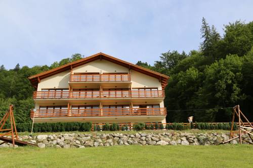 Zărneşti Romania Booking Discount booking.com