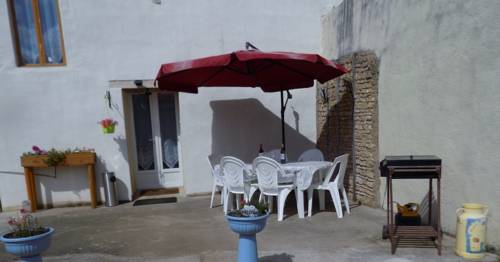 Lusignan France Booking Discount booking.com