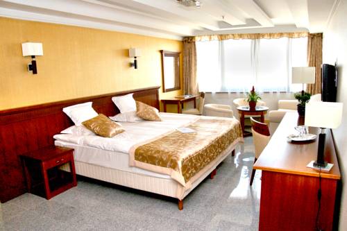 Budapest Hungary Booking Discount booking.com