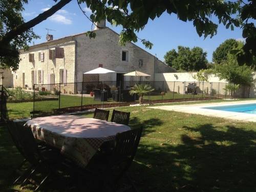 Courbillac France Réservation Réduction booking.com