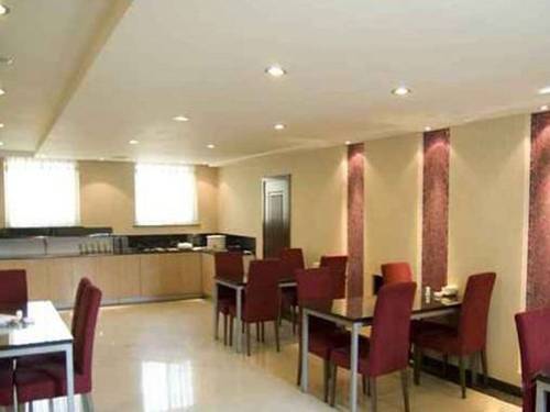 Dashiqiao China Booking Discount booking.com