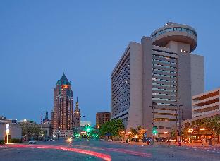 Milwaukee (WI) United States Booking Discount agoda.com