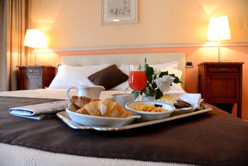 Crema Italy Booking Discount booking.com