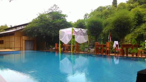 Senggigi Indonesia Booking Discount booking.com