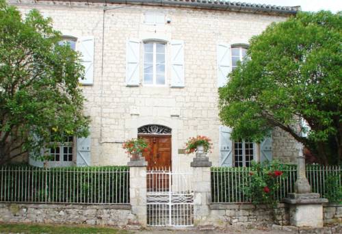 Montdoumerc France Booking Discount booking.com