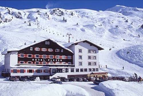 Zürs am Arlberg Austria Booking Discount booking.com