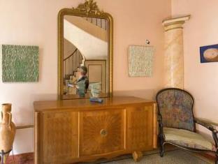 Saint-Amand-Montrond France Booking Discount agoda.com