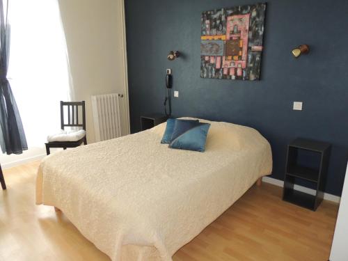 Ambrieres Les Vallees France Booking Discount agoda.com