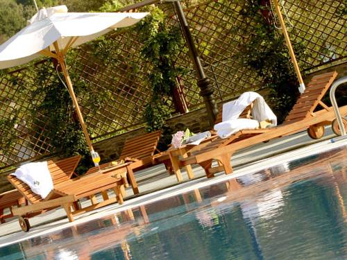 Montrove Spain Booking Discount booking.com