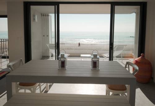 Carnon (Mauguio) France Booking Discount booking.com