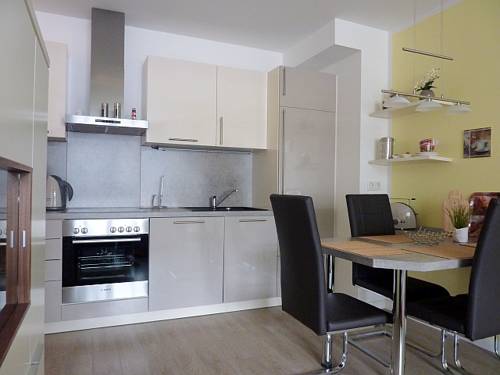 Balm Germany Booking Discount booking.com