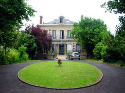 Chantilly France Booking Discount booking.com