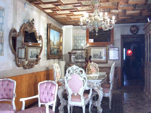 Ferrare Italie Réservation Réduction booking.com