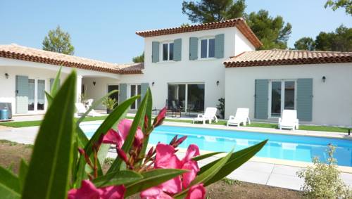 Trans-En-Provence France Booking Discount booking.com