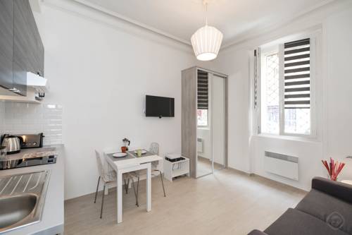 Paris France Réservation Réduction booking.com