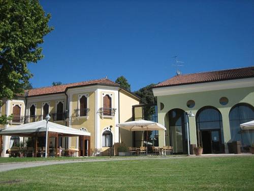 Lonigo Italy Booking Discount booking.com