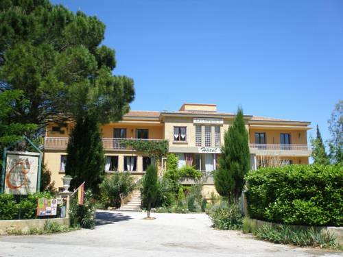 Roquemaure France Booking Discount booking.com