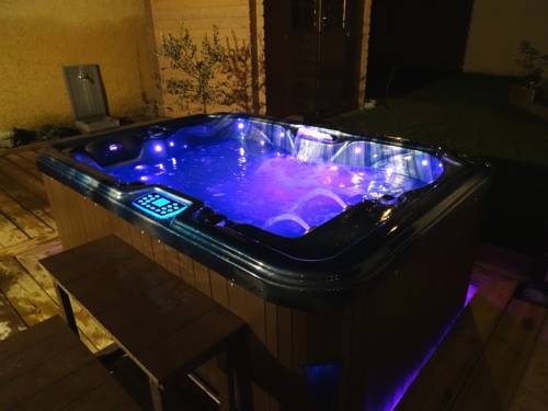 Savigneux France Réservation Réduction booking.com