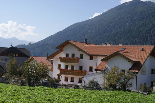 San Valentino (St. Valentin) Italy Booking Discount booking.com