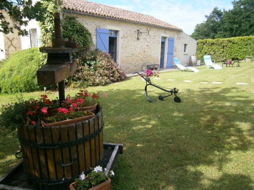 Mareuil-sur-Lay-Dissais France Booking Discount booking.com