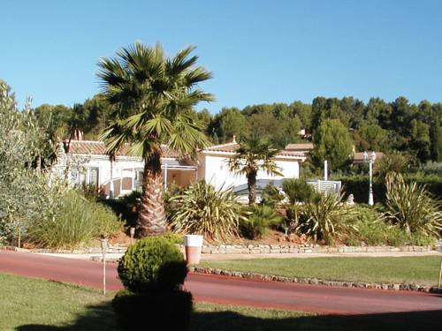 Cuers France Booking Discount booking.com