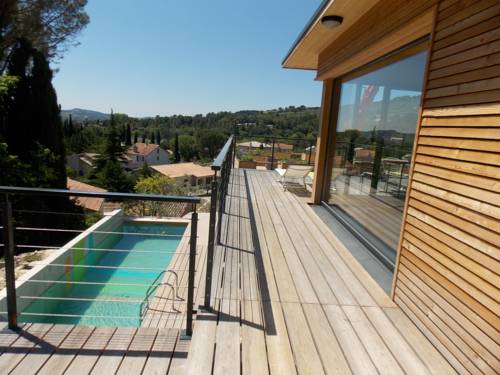 Nyons France Booking Discount booking.com