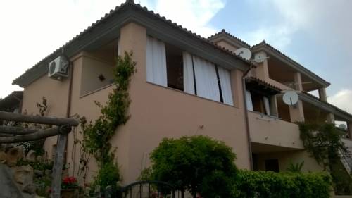 Case Peschiera-Lu Fraili Italy Booking Discount booking.com