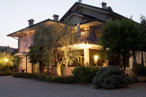 Sirmione Italy Booking Discount booking.com