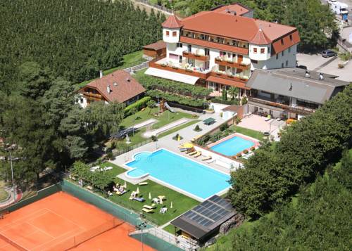Parcines Italy Booking Discount booking.com