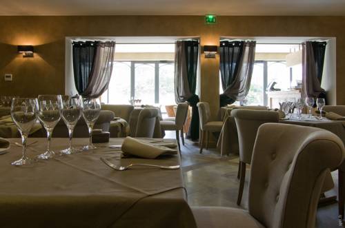 Limonest France Booking Discount booking.com