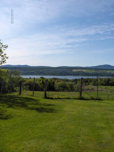 Saint-Pierre-de-l'Île-d'Orléans (Quebec) Canada Booking Discount booking.com