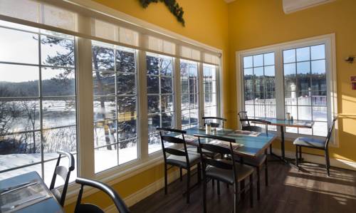 Trois Rives (Québec) Canada Réservation Réduction booking.com