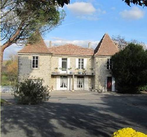 Saint-Colomb-de-Lauzun France Booking Discount booking.com