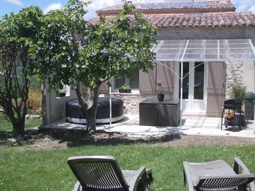 Villemus France Booking Discount booking.com