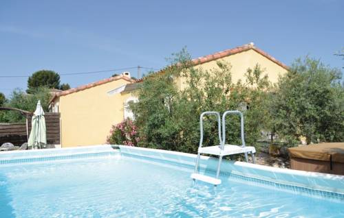 Plaissan France Booking Discount booking.com