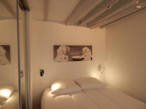 Paris France Booking Discount booking.com